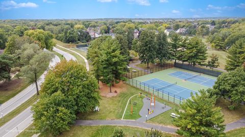 Tiny photo for 1701 Lakecliffe Drive #D, Wheaton, IL 60189 (MLS # 12497944)
