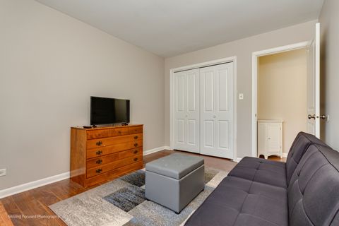 Tiny photo for 1701 Lakecliffe Drive #D, Wheaton, IL 60189 (MLS # 12497944)