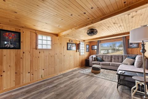 Tiny photo for 1135 5th Avenue N, Clinton, IA 52732 (MLS # 12583267)