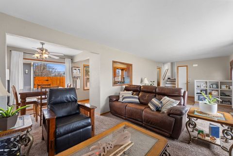 Tiny photo for 1135 5th Avenue N, Clinton, IA 52732 (MLS # 12583267)