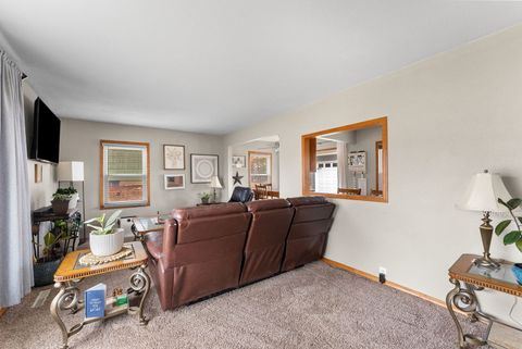 Tiny photo for 1135 5th Avenue N, Clinton, IA 52732 (MLS # 12583267)