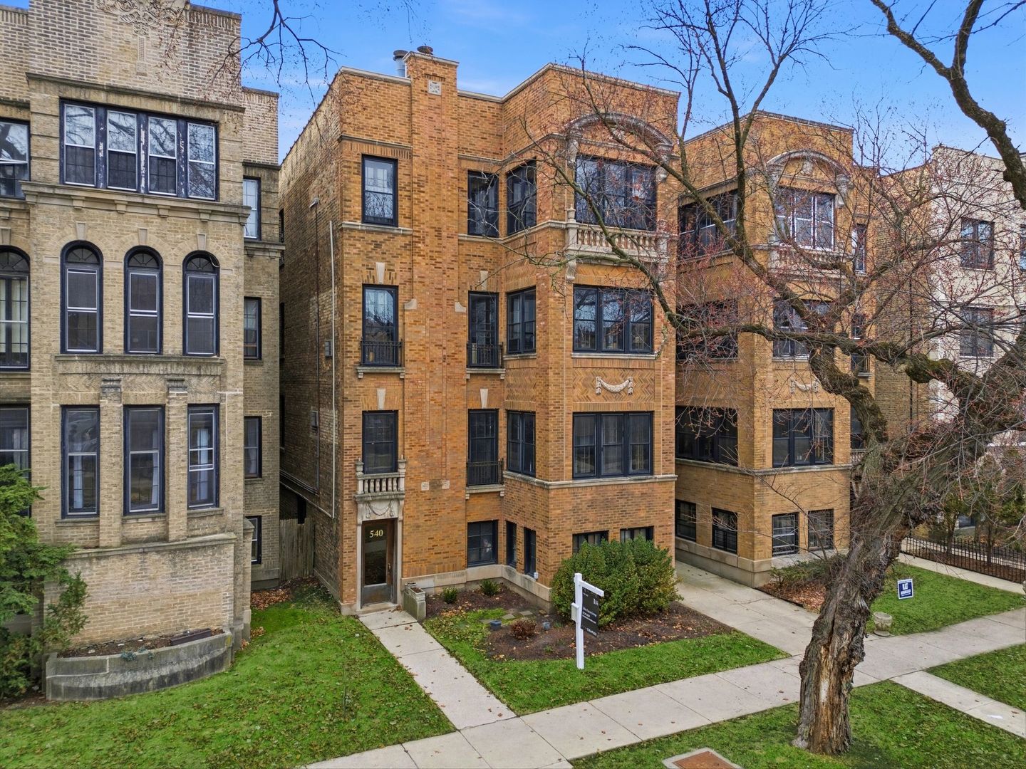 540 Sheridan Road 3