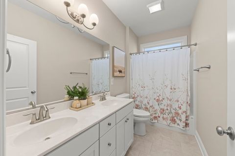Tiny photo for 1121 Blackberry Shore Lane, Yorkville, IL 60560 (MLS # 12613255)