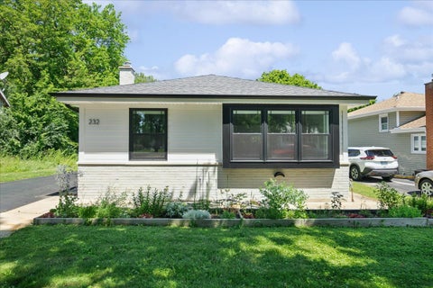 Photo of 232 E 55th Street, Westmont, IL 60559 (MLS # 12751761)