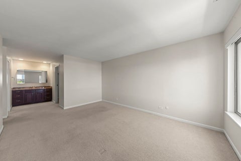 Tiny photo for 2201 S Grace Street #603, Lombard, IL 60148 (MLS # 12650448)