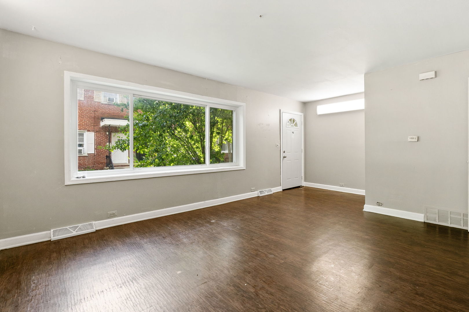 933 W North Avenue A