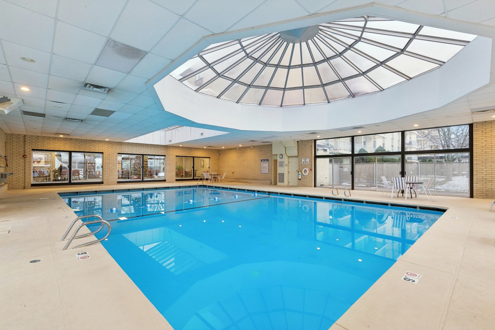 100 W Butterfield Road 403N