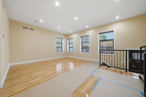 Tiny photo for 2600 W 25th Street, Chicago, IL 60608 (MLS # 12695214)