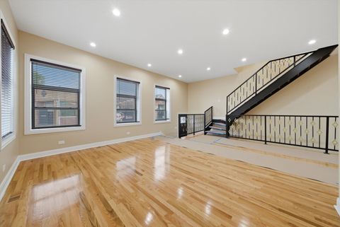 Tiny photo for 2600 W 25th Street, Chicago, IL 60608 (MLS # 12695214)