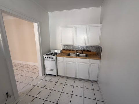 Tiny photo for 6500 W cermak Road #339, Berwyn, IL 60402 (MLS # 12749550)