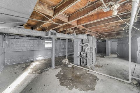 Tiny photo for 11560 S La Salle Street, Chicago, IL 60628 (MLS # 12573292)