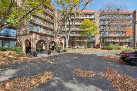Tiny photo for 35 S Baybrook Drive #114, Palatine, IL 60074 (MLS # 12509844)