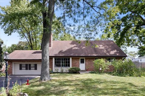 Photo of 117 Beverly Road, Barrington, IL 60010 (MLS # 12472107)