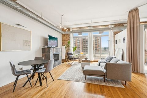 Tiny photo for 417 S Jefferson Street #313B, Chicago, IL 60607 (MLS # 12618519)