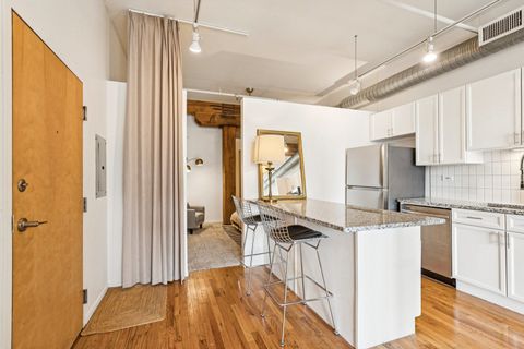 Tiny photo for 417 S Jefferson Street #313B, Chicago, IL 60607 (MLS # 12618519)