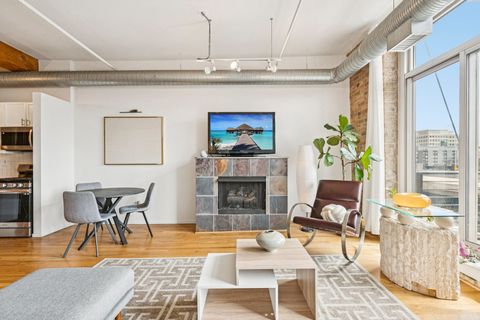 Tiny photo for 417 S Jefferson Street #313B, Chicago, IL 60607 (MLS # 12618519)