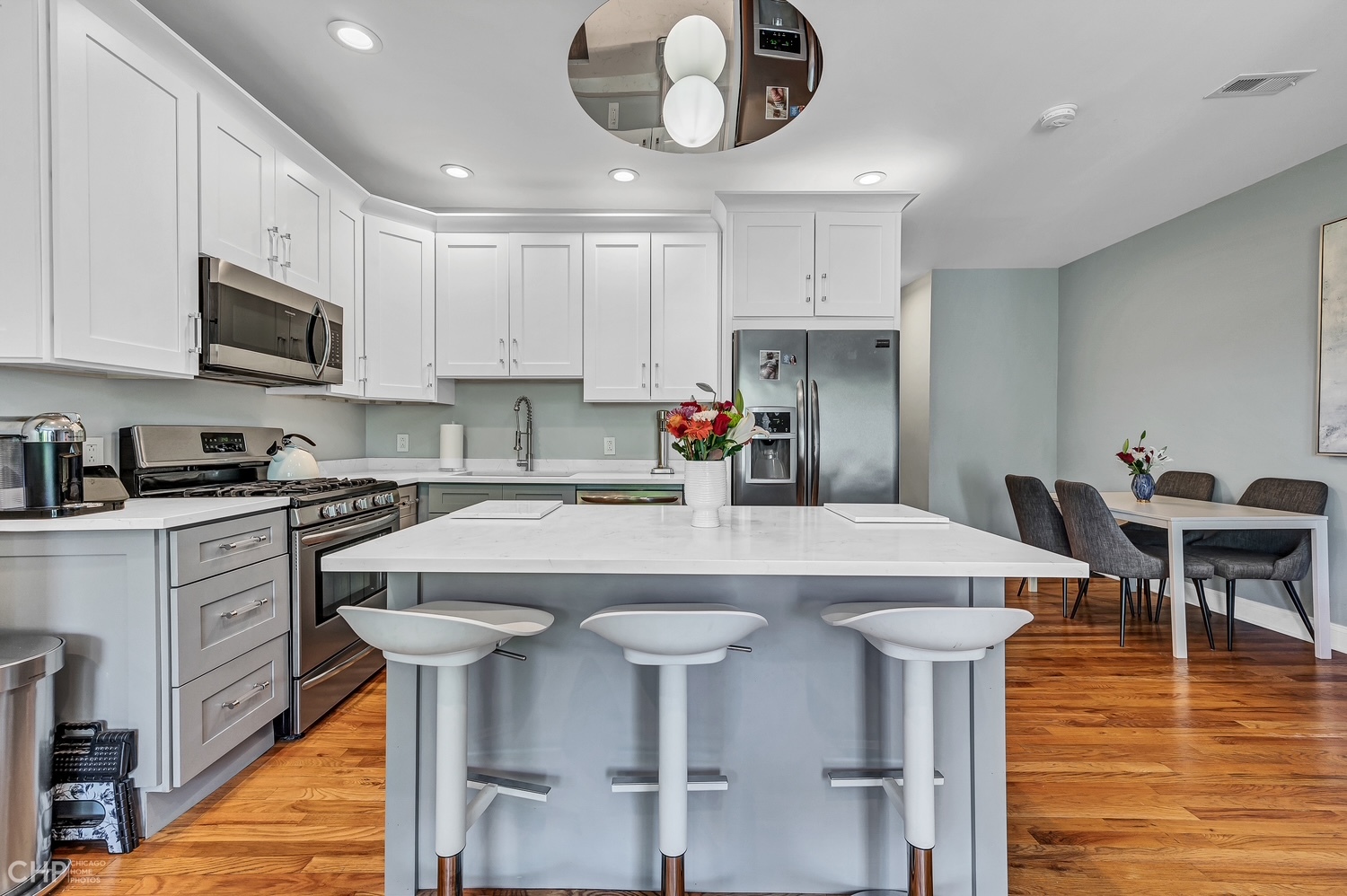 833 E DREXEL Square 3