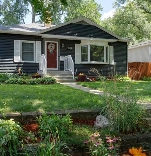 Photo of 1309 Elmore Avenue, Bettendorf, IA 52722 (MLS # 12788315)