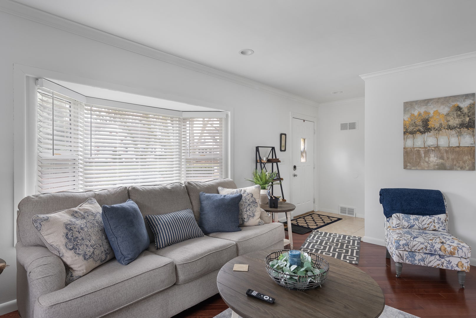 1309 Elmore Avenue