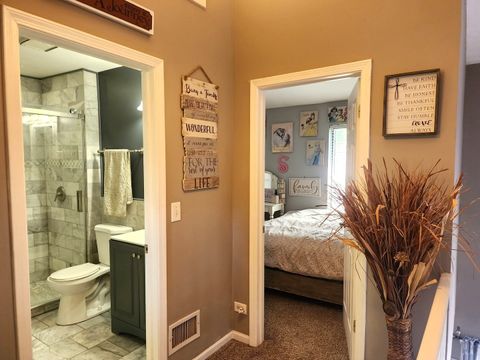 Tiny photo for 54 Sandhurst Road, Mundelein, IL 60060 (MLS # 12684138)