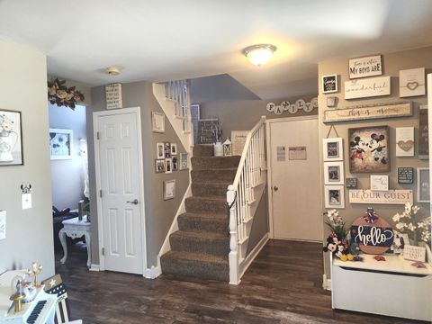 Tiny photo for 54 Sandhurst Road, Mundelein, IL 60060 (MLS # 12684138)