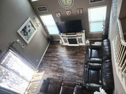 Tiny photo for 54 Sandhurst Road, Mundelein, IL 60060 (MLS # 12684138)