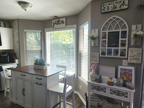 Tiny photo for 54 Sandhurst Road, Mundelein, IL 60060 (MLS # 12684138)