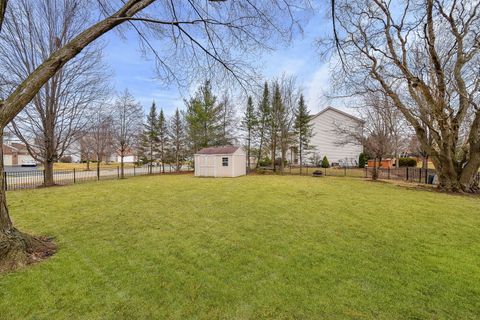 Tiny photo for 2921 McDuffee Circle, North Aurora, IL 60542 (MLS # 12588301)