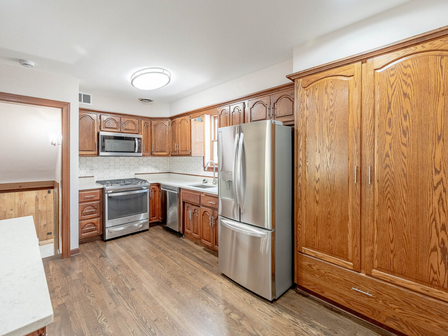 321 E Morningside Avenue