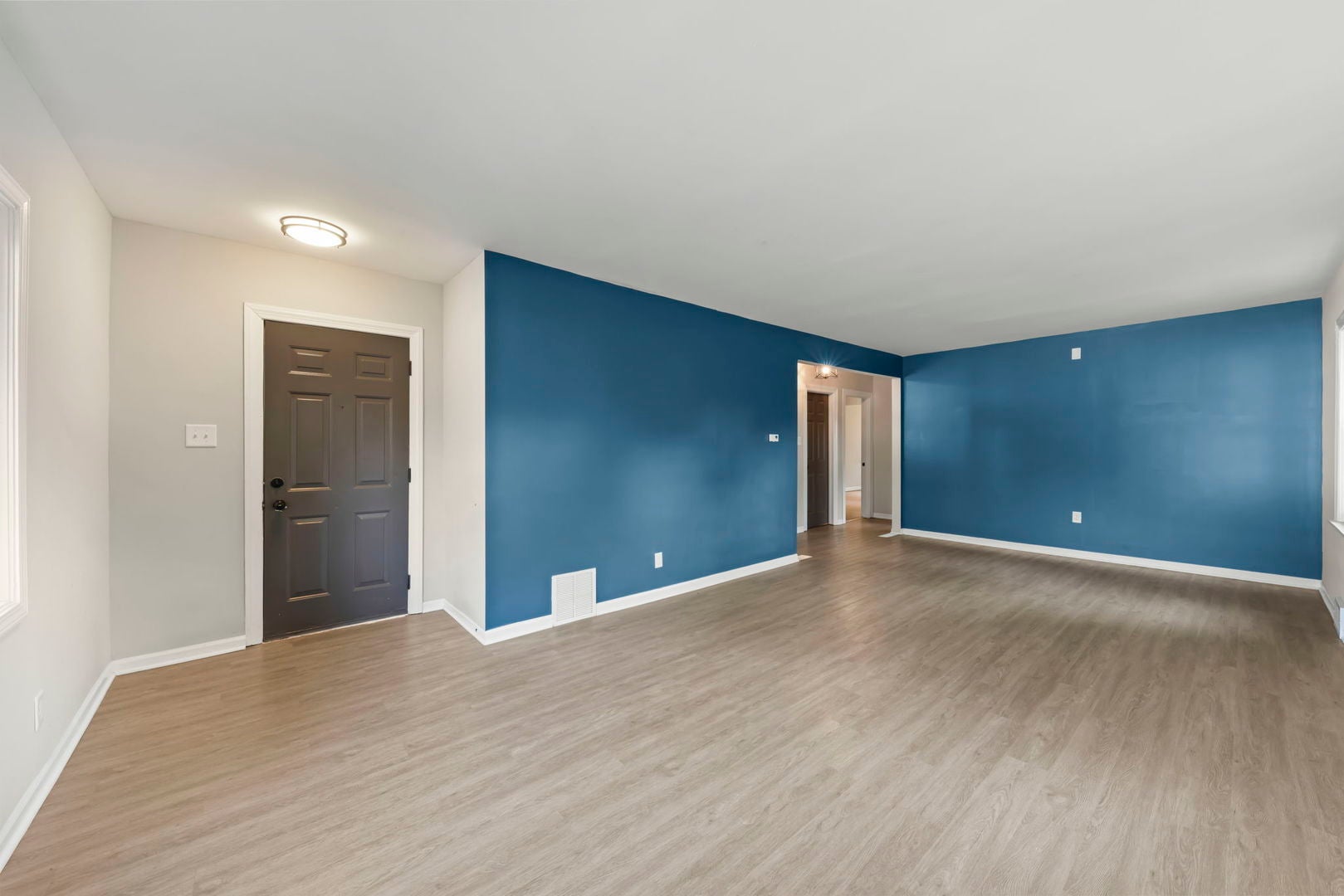 708 N Cedar Road