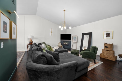 Tiny photo for 391 N 8th Street, LeClaire, IA 52753 (MLS # 12750674)