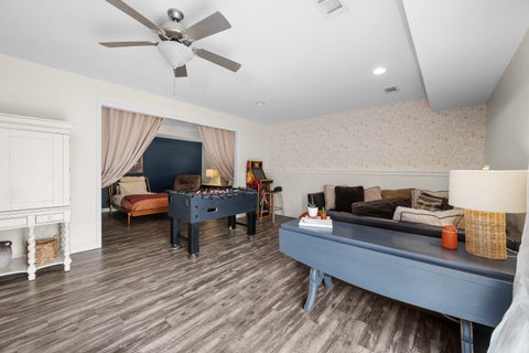 Tiny photo for 391 N 8th Street, LeClaire, IA 52753 (MLS # 12750674)