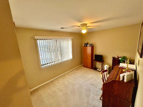 Tiny photo for 709 W Central Road #C5, Mount Prospect, IL 60056 (MLS # 12511941)