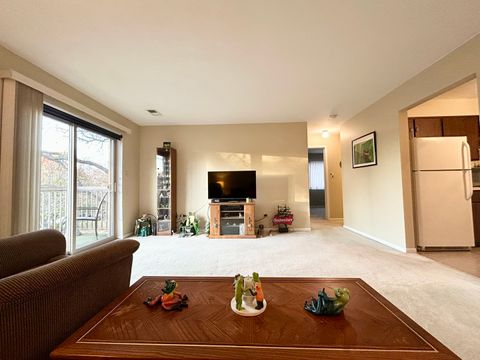 Tiny photo for 709 W Central Road #C5, Mount Prospect, IL 60056 (MLS # 12511941)