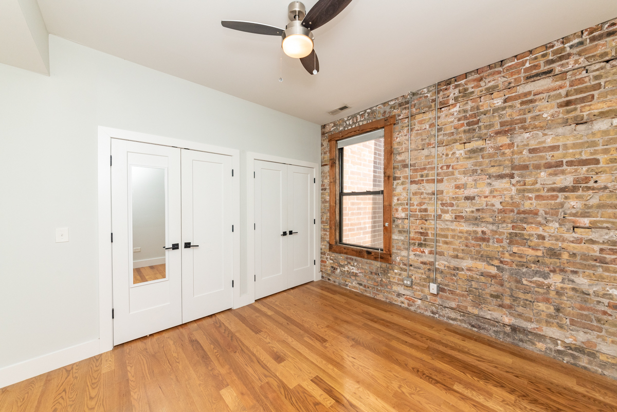 1809 W Division Street 2