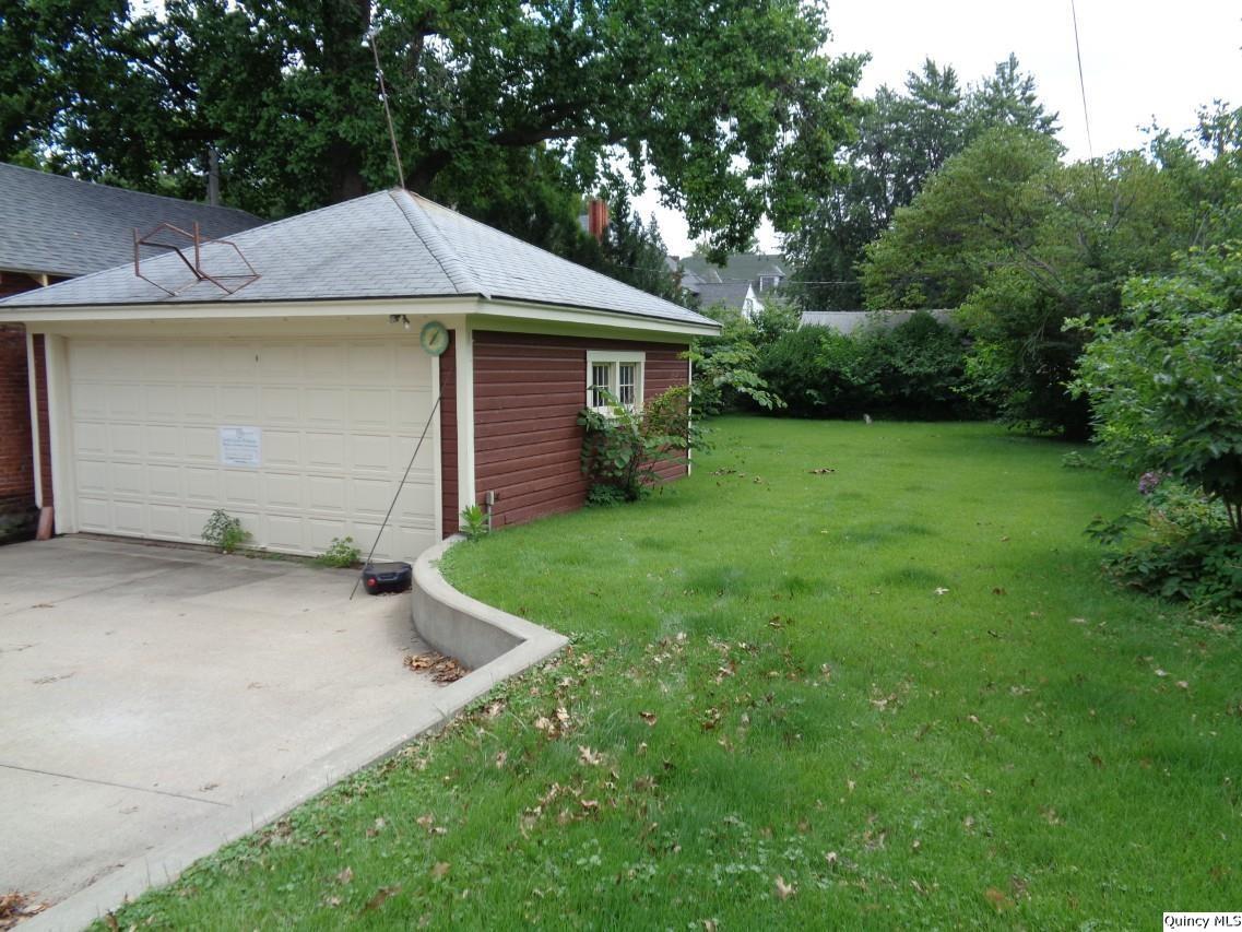 215 S 16th St.