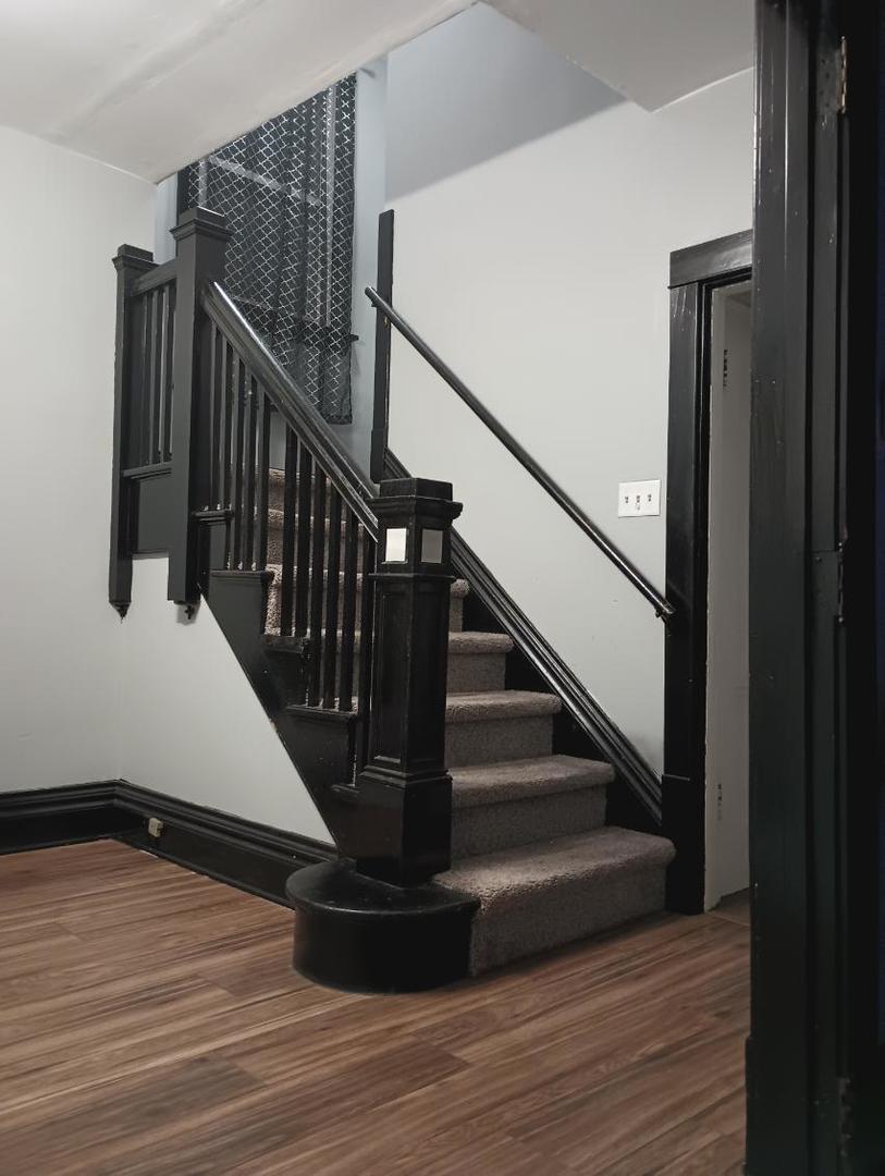 239 W Hayes Street