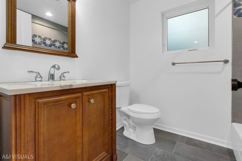 Tiny photo for 5841 N MEDINA Avenue, Chicago, IL 60646 (MLS # 12486599)
