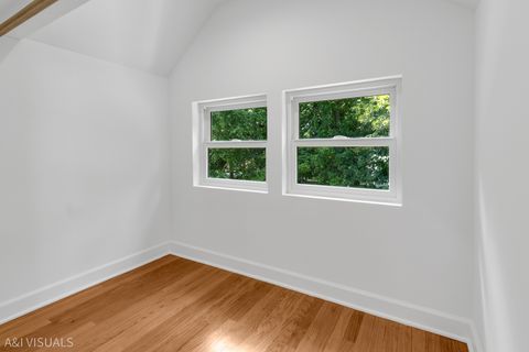 Tiny photo for 5841 N MEDINA Avenue, Chicago, IL 60646 (MLS # 12486599)