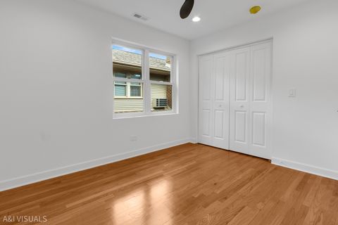 Tiny photo for 5841 N MEDINA Avenue, Chicago, IL 60646 (MLS # 12486599)