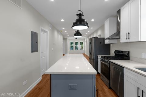 Tiny photo for 5841 N MEDINA Avenue, Chicago, IL 60646 (MLS # 12486599)