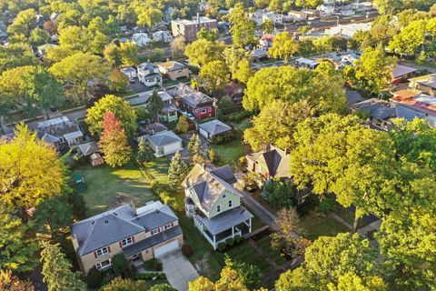 Tiny photo for 197 Herrick Road, Riverside, IL 60546 (MLS # 12505345)