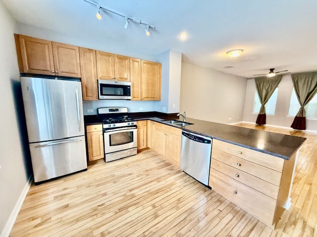 1138 W Washburne Avenue 1138