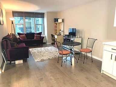 400 E RANDOLPH Street 1512