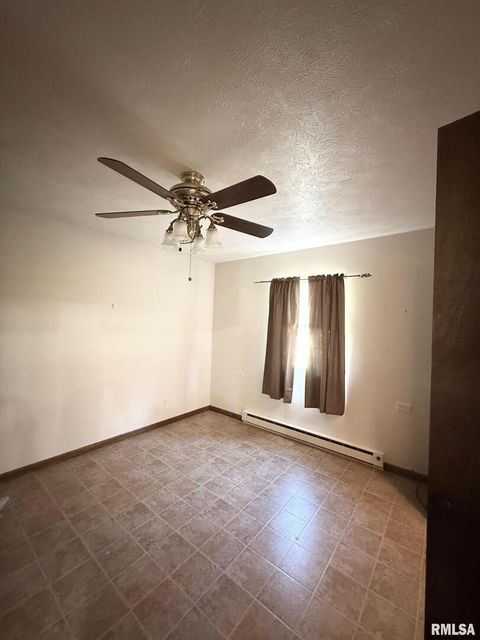 Tiny photo for 880 S Rocky Comfort Road, Makanda, IL 62958 (MLS # QC4269208)