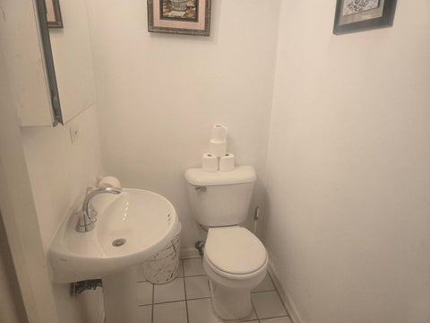 Tiny photo for 4611 S Lake Park Avenue, Chicago, IL 60653 (MLS # 12734285)
