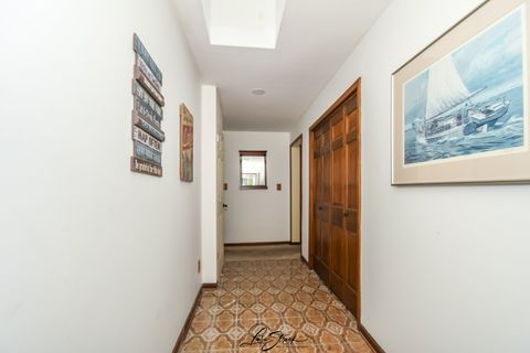 Tiny photo for 38871 N LAKEVIEW Avenue, Antioch, IL 60002 (MLS # 12459525)