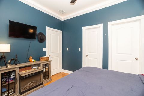 Tiny photo for 5206 N WINTHROP Avenue #1, Chicago, IL 60640 (MLS # 12615868)