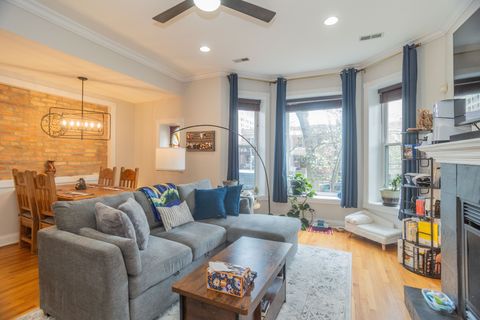 Tiny photo for 5206 N WINTHROP Avenue #1, Chicago, IL 60640 (MLS # 12615868)