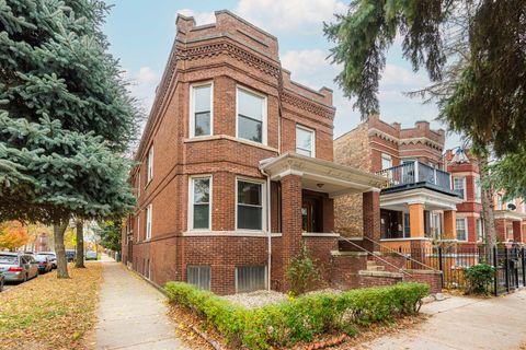 2257 N Springfield Avenue 1F Chicago IL 60647